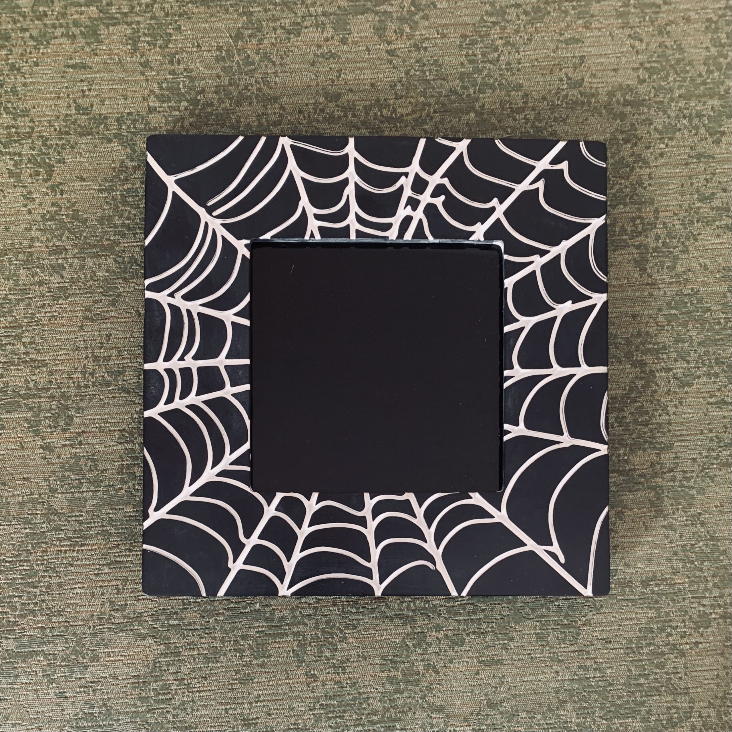 Spiderweb Scrying Mirror